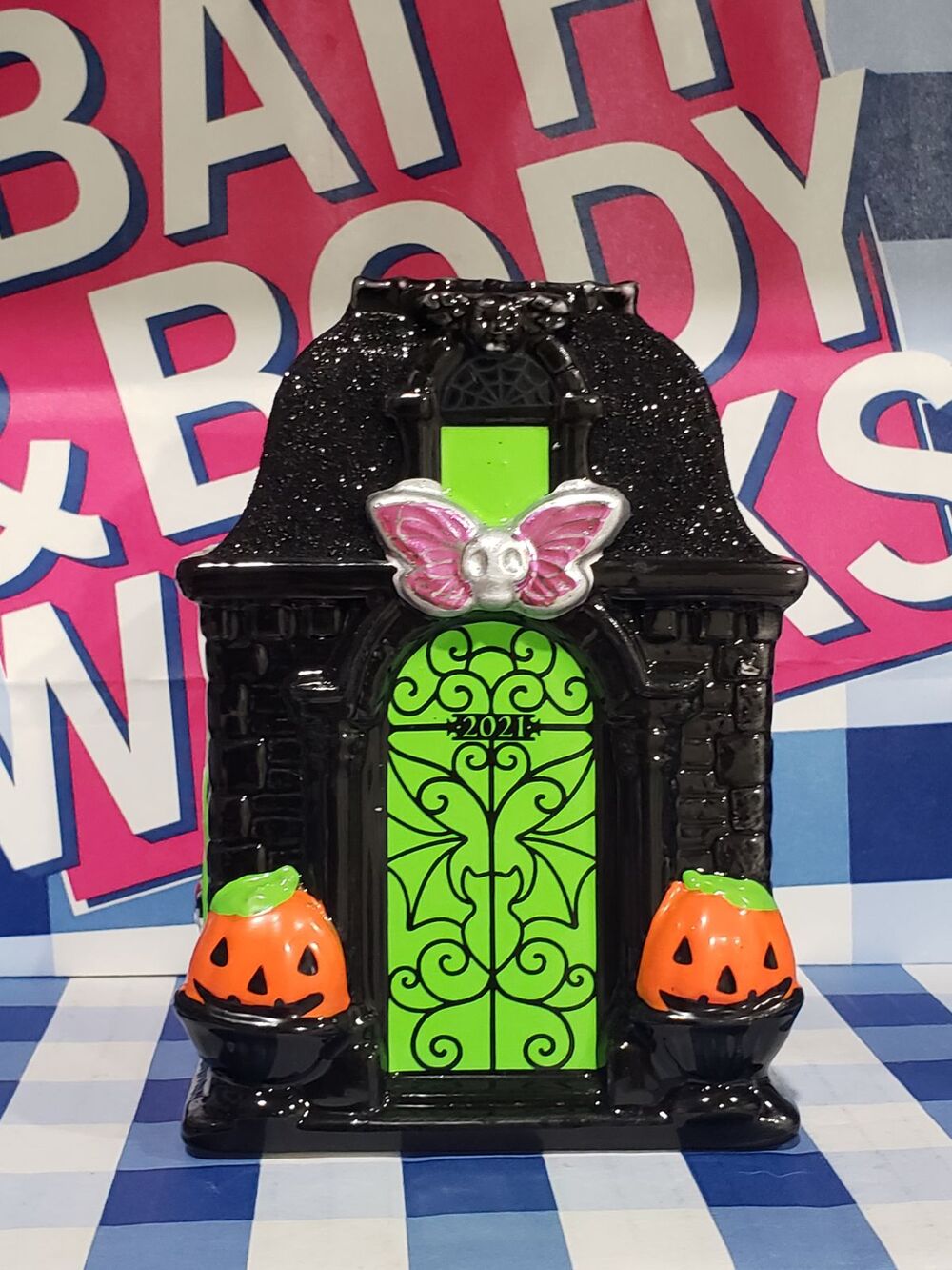 BBW Halloween Haunted House 2021 Foaming Soap Holder Bathroom Sink Decor
